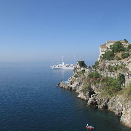 Domus Claudia Hotel Atrani Bagian luar foto
