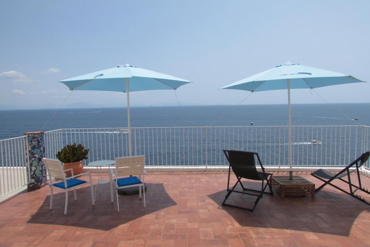 Domus Claudia Hotel Atrani Bagian luar foto