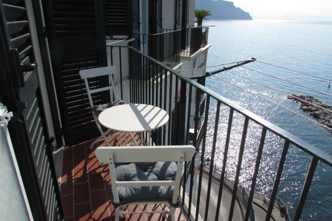 Domus Claudia Hotel Atrani Bagian luar foto