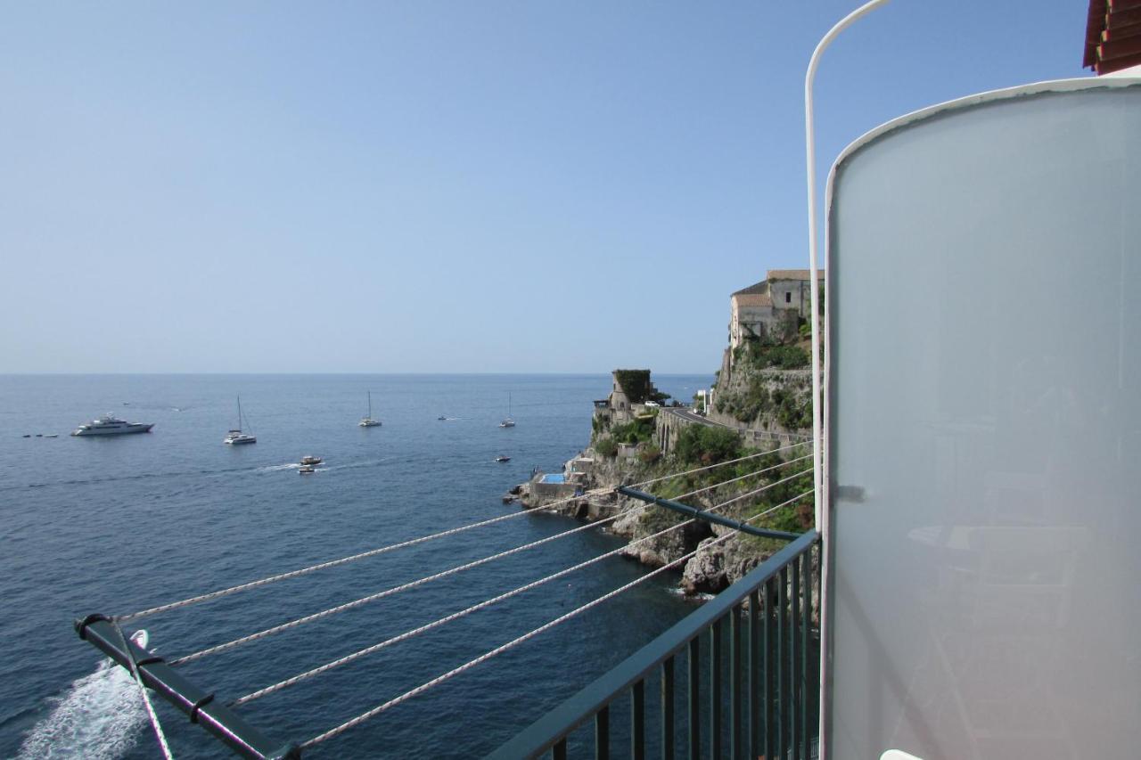 Domus Claudia Hotel Atrani Bagian luar foto