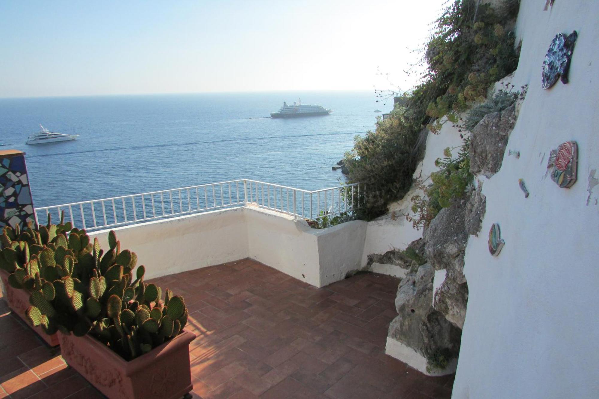 Domus Claudia Hotel Atrani Bagian luar foto