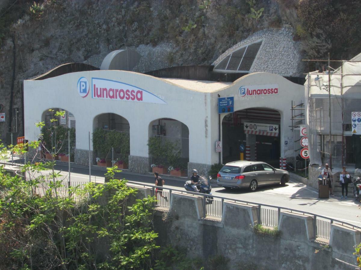 Domus Claudia Hotel Atrani Bagian luar foto